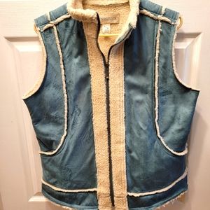 Wind River sherpa look vest.